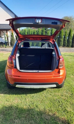 Suzuki SX4 cena 29800 przebieg: 131900, rok produkcji 2012 z Biała małe 277